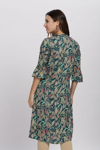 Flowy A-Line Kurta: Leafy leaves print - green