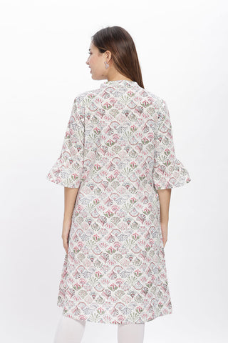 Flowy A-Line Kurta: White Shell pattern