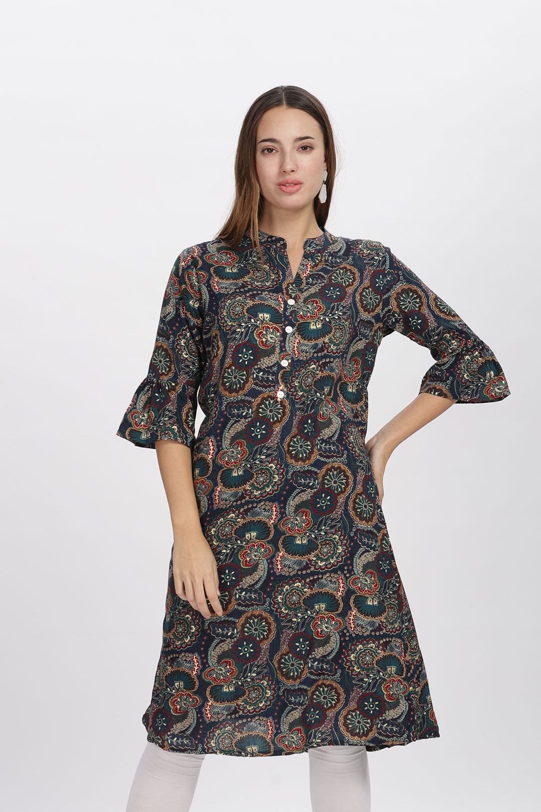 Flowy A-Line Kurta: Round abstract print
