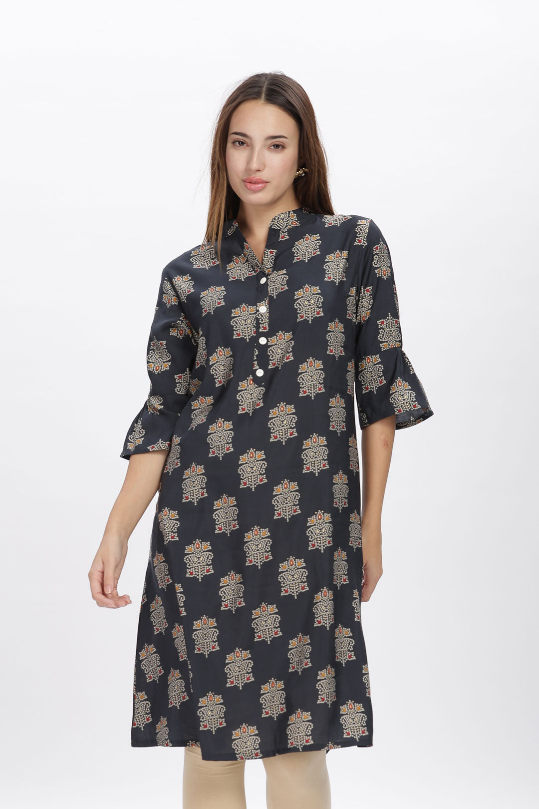 Flowy A-Line Kurta: Indian motif print - Black