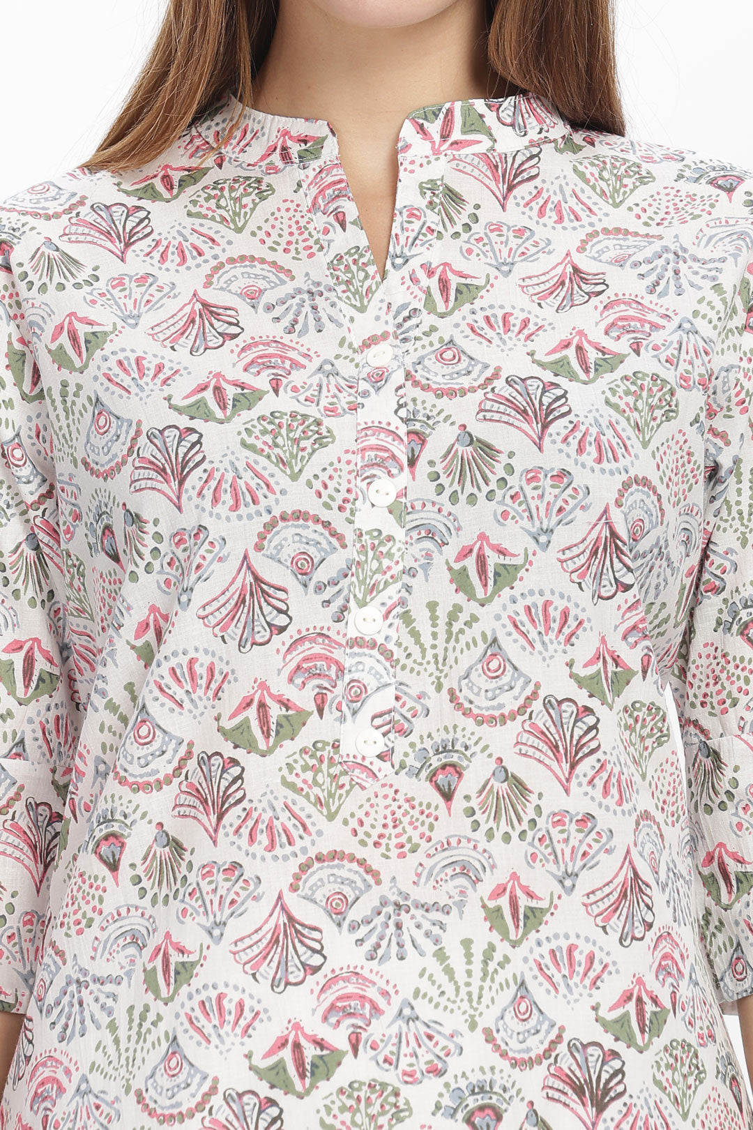 Flowy A-Line Kurta: White Shell pattern