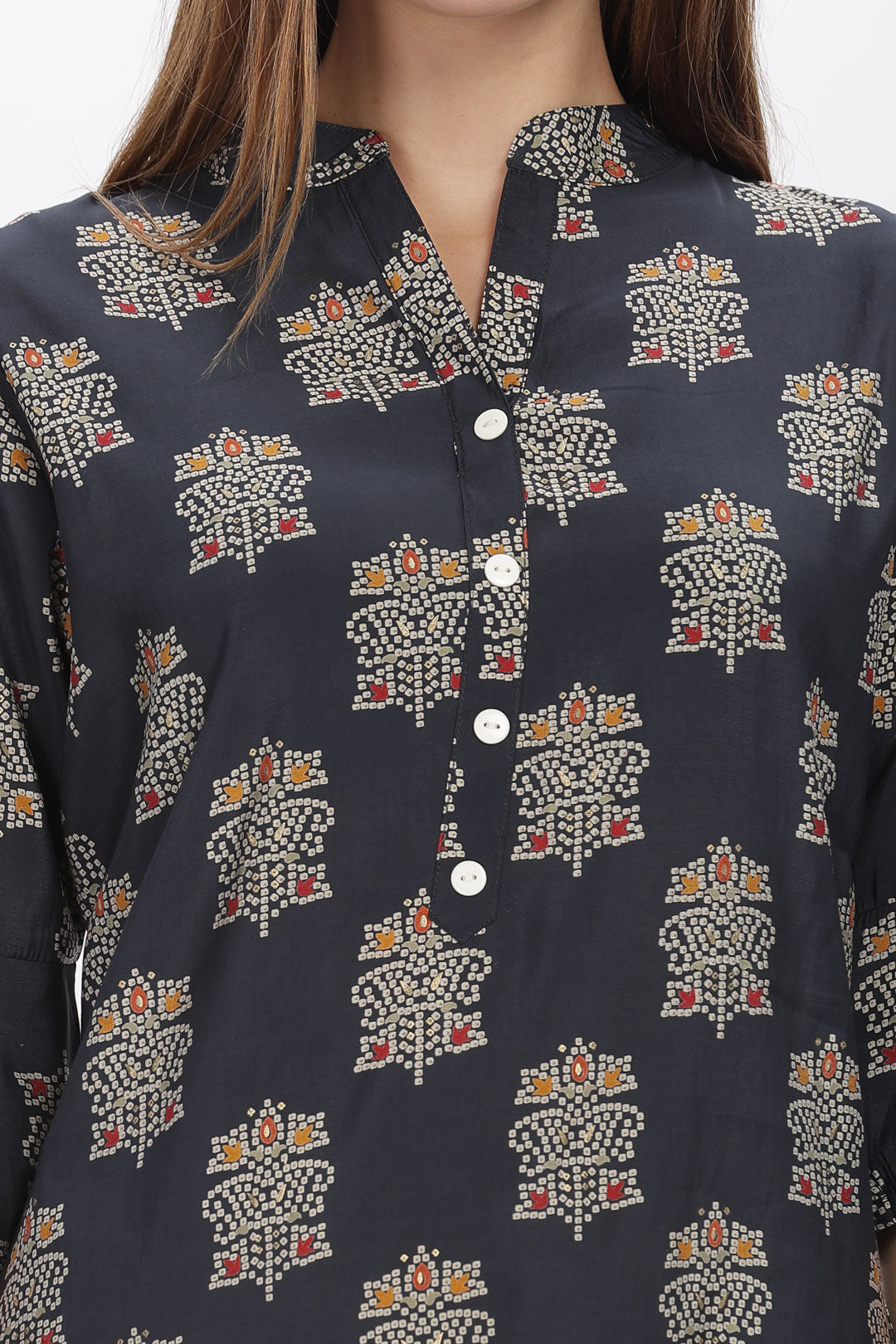 Flowy A-Line Kurta: Indian motif print - Black