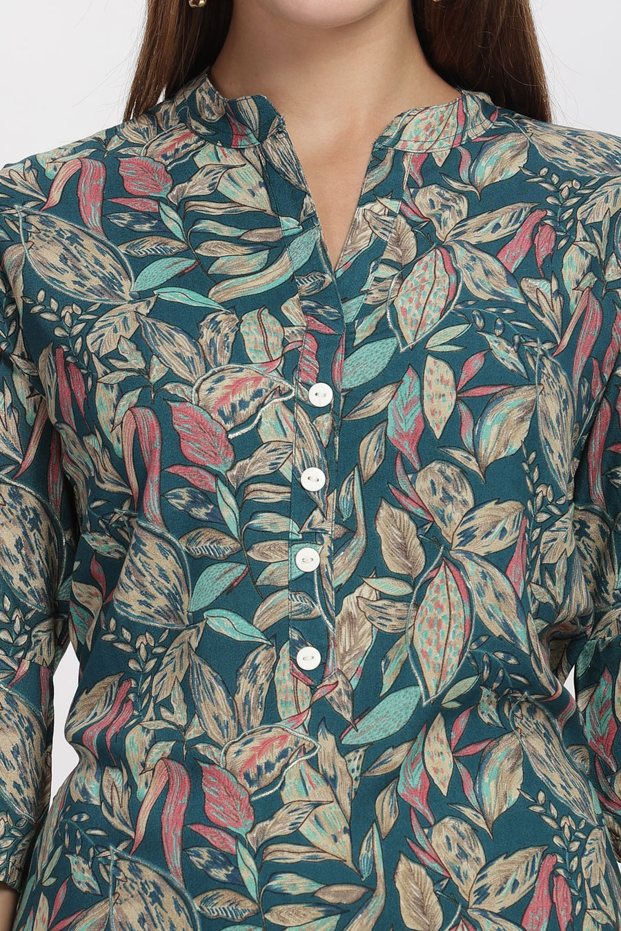 Flowy A-Line Kurta: Leafy leaves print - green