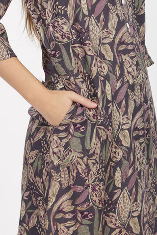 Flowy A-Line Kurta: Leafy leaves print - Mauve