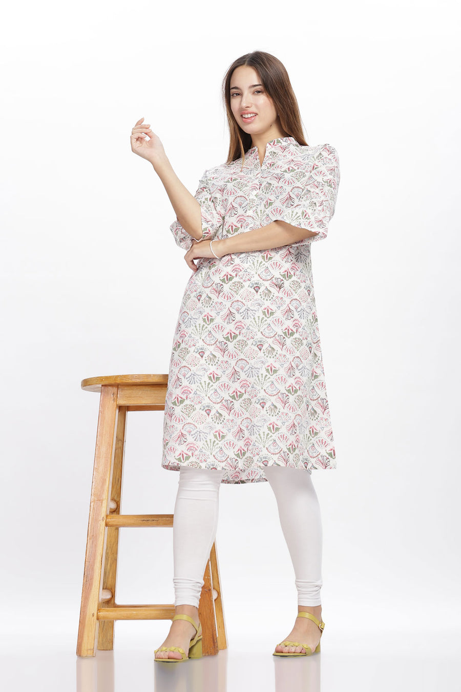 Flowy A-Line Kurta: White Shell pattern