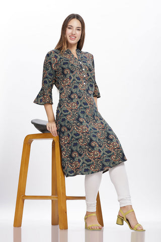 Flowy A-Line Kurta: Curvy lines motif print-Blue