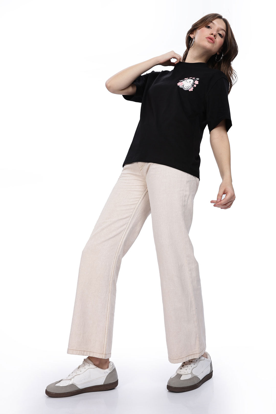 Cotton oversized Tshirt jet black - Boo with flowers